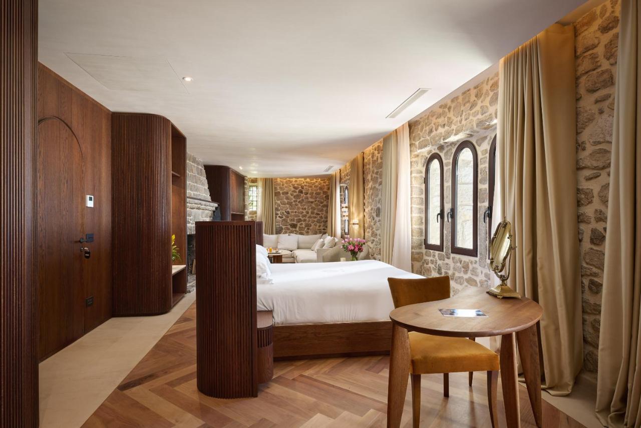 Chateau Eza 5*